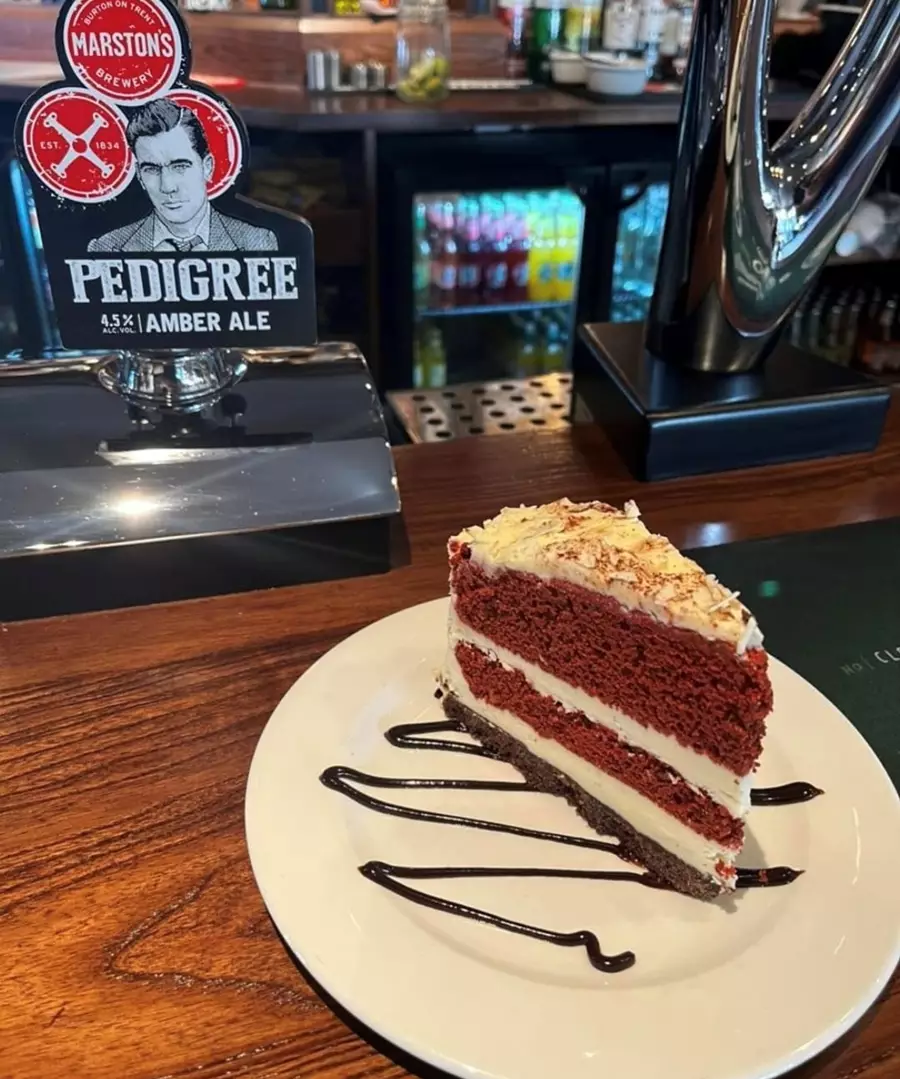 Cake at Mast & Rigging